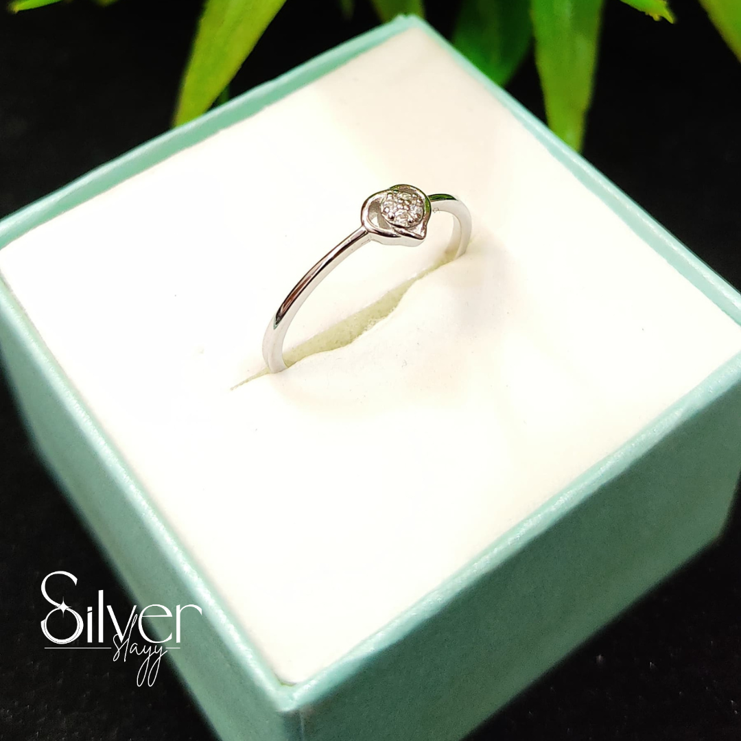 Tiny Heart Ring β Minimalist & Elegant Jewelry for Women