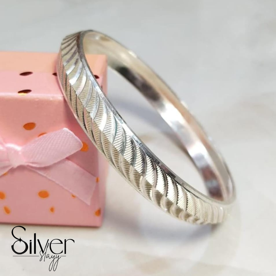 925 Sterling Silver Kada for Men with Engraved Diagonal Pattern | Polished Classic Bangle by SilverSlayy
