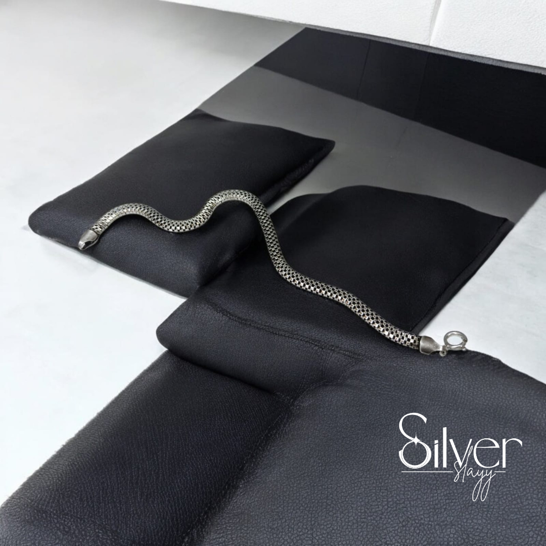 Men's Mesh-Style Silver Bracelet - Sleek and Modern Accessory