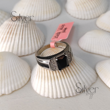 Men's Ring with Bold Black Onyx and Crystal Accents – Stylish Statement Jewelry