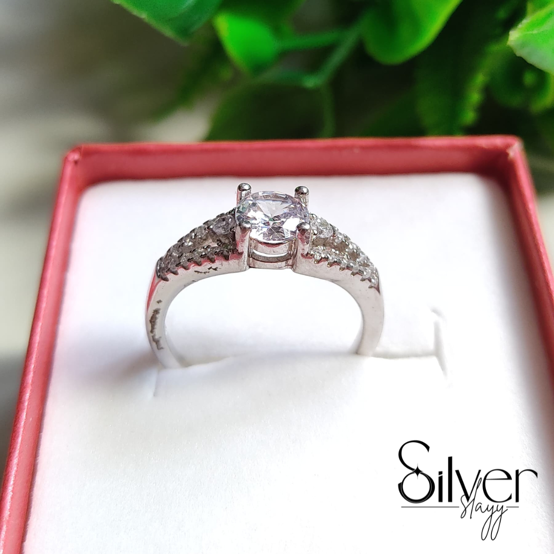 🔷 Sapphire Halo Sparkle Ring | 925 Silver | Vintage Royal Touch