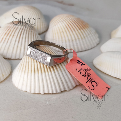 Men's 925 Sterling Silver Ring with Rectangular Pavé Crystal Panel – Sleek and Sophisticated Design