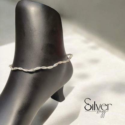 Italian 92.5% Silver Wavy Chain Anklet – Elegant & Minimalist (10.25 Inches)