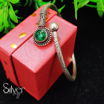 Classic Round-Shaped Oxidized Kada for Women – Ideal for Festive Occasions