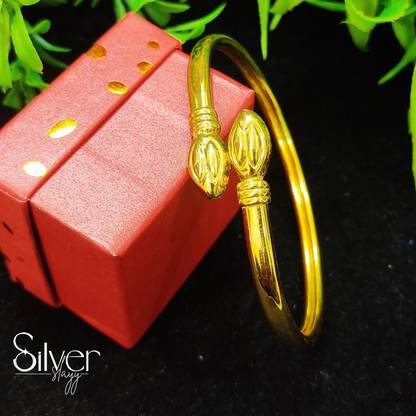 Exquisite Oval-Shaped Gold-Plated Silver Kada for Women – Perfect Blend of Tradition and Style