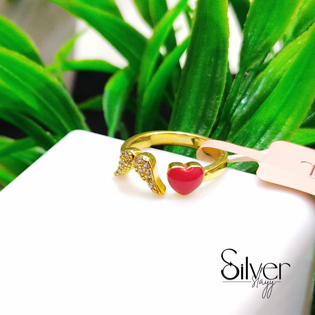 💛 Adjustable Gold-Plated Ring – Angel Wing & Red Heart Design (Small Size)
