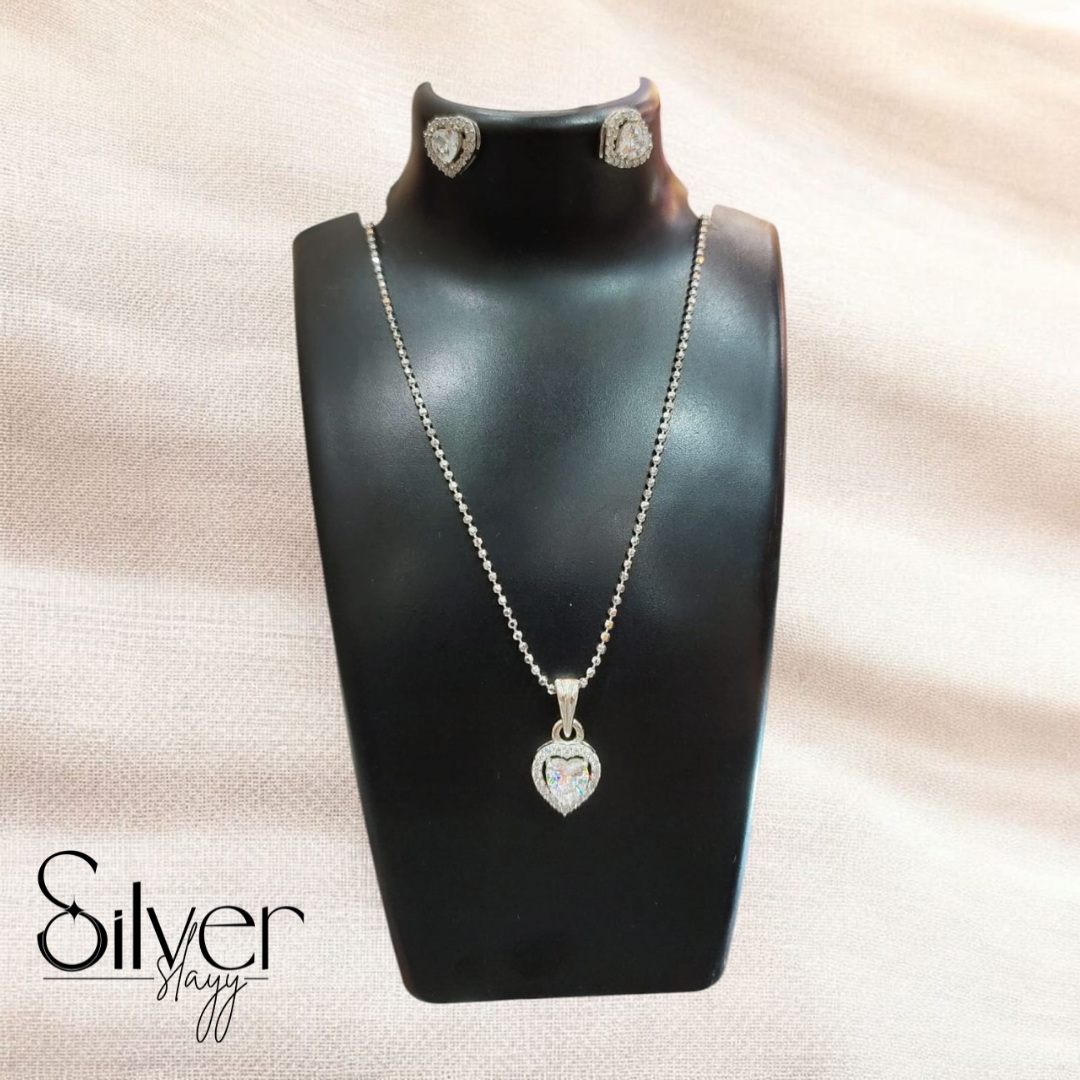 💎 925 Silver Sparkling Teardrop Heart Pendant Set | Classic Love-Inspired Jewelry 💖✨