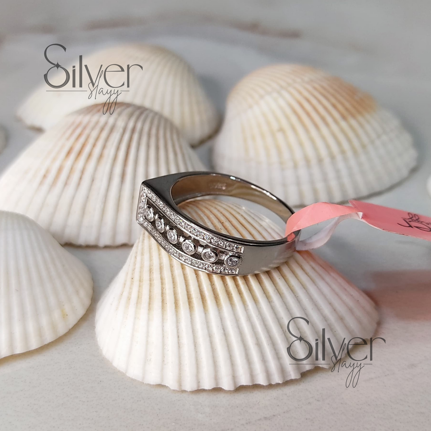 Men's 925 Sterling Silver Ring with Row of Round Crystals – Unique and Contemporary Style